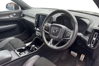 VOLVO XC40 1.5 T3 R-Design Pro SUV 5dr Petrol Auto Euro 6 (s/s) (163 ps) Re