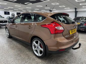 FORD FOCUS 2.0 TDCi Titanium X Hatchback 5dr Diesel Powershift Euro 5 (163 