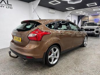 FORD FOCUS 2.0 TDCi Titanium X Hatchback 5dr Diesel Powershift Euro 5 (163 