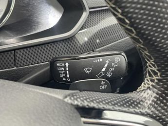 SKODA SUPERB 1.5 TSI ACT SportLine Hatchback 5dr Petrol DSG Euro 6 (s/s) (150