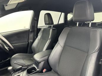 TOYOTA RAV4 2.0 V-Matic Icon SUV 5dr Petrol CVT 4WD Euro 6 (s/s) (151 ps)