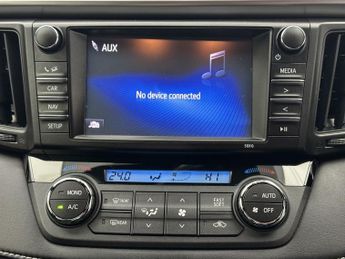 TOYOTA RAV4 2.0 V-Matic Icon SUV 5dr Petrol CVT 4WD Euro 6 (s/s) (151 ps)