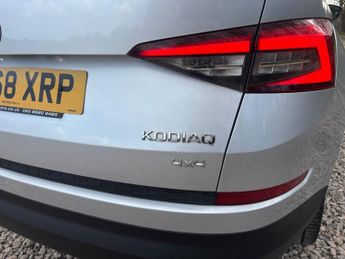 SKODA KODIAQ 2.0 TSI SE L SUV 5dr Petrol DSG 4WD Euro 6 (s/s) (7 Seat) (190 p