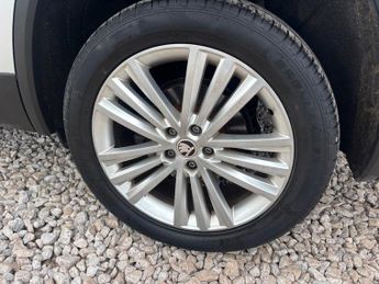 SKODA KODIAQ 2.0 TSI SE L SUV 5dr Petrol DSG 4WD Euro 6 (s/s) (7 Seat) (190 p