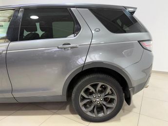 LAND ROVER DISCOVERY SPORT 2.0 TD4 Landmark SUV 5dr Diesel Auto 4WD Euro 6 (s/s) (180 ps)