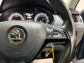 SKODA OCTAVIA 2.0 TDI SE L Estate 5dr Diesel DSG 7Spd Euro 6 (s/s) (150 ps)