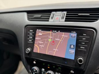 SKODA OCTAVIA 2.0 TDI SE L Estate 5dr Diesel DSG 7Spd Euro 6 (s/s) (150 ps)