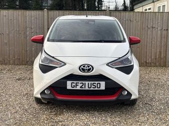 TOYOTA AYGO 1.0 VVT-i x-trend Hatchback 5dr Petrol x-shift Euro 6 (Safety Se