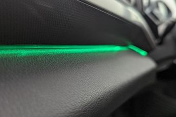 VOLKSWAGEN ID.4 Pro Performance 77kWh Life SUV 5dr Electric Auto (204 ps)