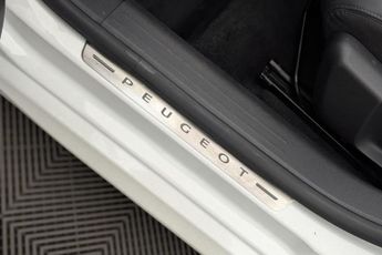 PEUGEOT E-208 50kWh GT Hatchback 5dr Electric Auto (136 ps)