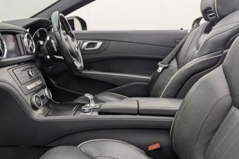 MERCEDES-BENZ SL 3.0 SL400 V6 AMG Line Roadster 2dr Petrol G-Tronic+ Euro 6 (s/s)