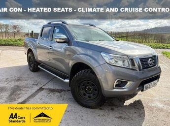Nissan Navara 2.3 dCi Tekna Pickup Double Cab 4dr Diesel Auto 4WD Euro 6 (190 