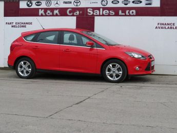 FORD FOCUS 1.6 Zetec Hatchback 5dr Petrol Powershift Euro 5 (125 ps)