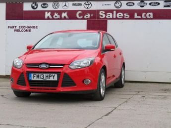 FORD FOCUS 1.6 Zetec Hatchback 5dr Petrol Powershift Euro 5 (125 ps)