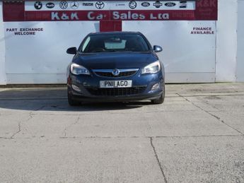 VAUXHALL ASTRA 1.6 16v Exclusiv Hatchback 5dr Petrol Auto Euro 5 (115 ps)