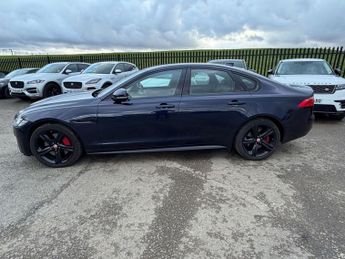 JAGUAR XF 3.0d V6 S Saloon 4dr Diesel Auto Euro 6 (s/s) (300 ps)