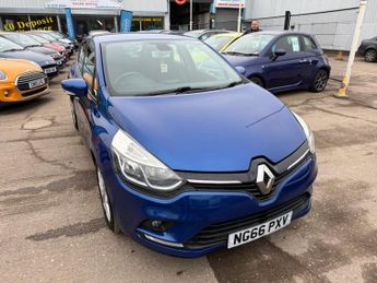 Renault Clio 0.9 TCe Dynamique Nav Hatchback 5dr Petrol Manual Euro 6 (s/s) (