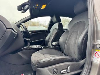 AUDI A4 3.0 TDI V6 Black Edition Saloon 4dr Diesel S Tronic quattro Euro