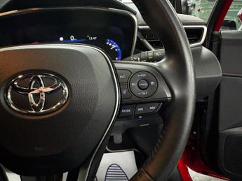 TOYOTA COROLLA 2.0 VVT-h Excel Touring Sports 5dr Petrol Hybrid CVT Euro 6 (s/s