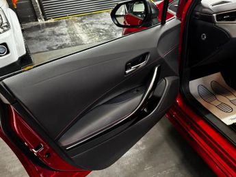 TOYOTA COROLLA 2.0 VVT-h Excel Touring Sports 5dr Petrol Hybrid CVT Euro 6 (s/s