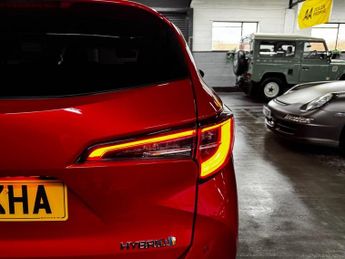 TOYOTA COROLLA 2.0 VVT-h Excel Touring Sports 5dr Petrol Hybrid CVT Euro 6 (s/s