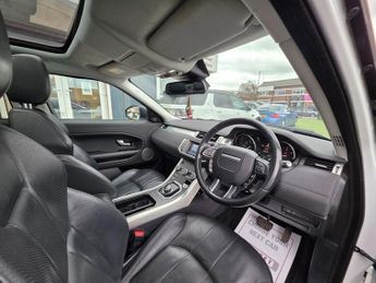 LAND ROVER RANGE ROVER EVOQUE 2.0 TD4 SE Tech SUV 5dr Diesel Auto 4WD Euro 6 (s/s) (180 ps)