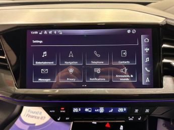 AUDI Q4 E-TRON 40 Edition 1 SUV 5dr Electric Auto 82kWh (204 ps)