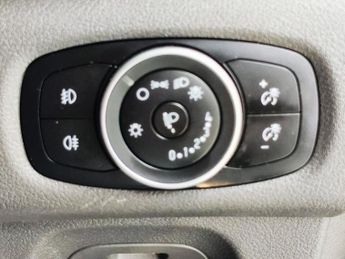 FORD TRANSIT CUSTOM 2.0 320 EcoBlue Limited Crew Van Double Cab 5dr Diesel Manual L1