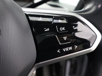 VOLKSWAGEN ID.3 Pro Performance 58kWh Tech Hatchback 5dr Electric Auto (204 ps)