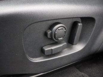 LAND ROVER RANGE ROVER EVOQUE 2.0 D180 R-Dynamic HSE SUV 5dr Diesel Auto 4WD Euro 6 (s/s) (180