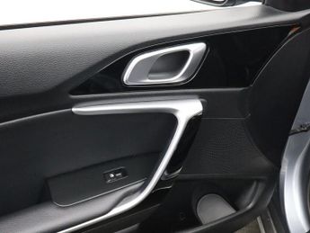 KIA XCEED 1.6 GDi 8.9kWh 3 SUV 5dr Petrol Plug-in Hybrid DCT Euro 6 (s/s) 