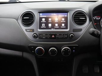 HYUNDAI I10 1.0 Play Hatchback 5dr Petrol Manual Euro 6 (67 ps)