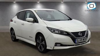 NISSAN LEAF 40kWh Tekna Hatchback 5dr Electric Auto (150 ps)