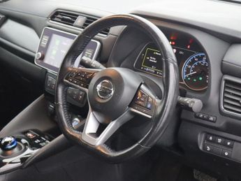 NISSAN LEAF 40kWh Tekna Hatchback 5dr Electric Auto (150 ps)