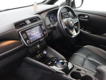 NISSAN LEAF 40kWh Tekna Hatchback 5dr Electric Auto (150 ps)