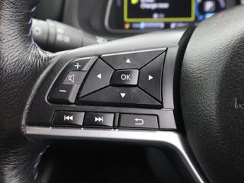 NISSAN LEAF 40kWh Tekna Hatchback 5dr Electric Auto (150 ps)
