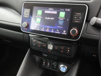 NISSAN LEAF 40kWh Tekna Hatchback 5dr Electric Auto (150 ps)