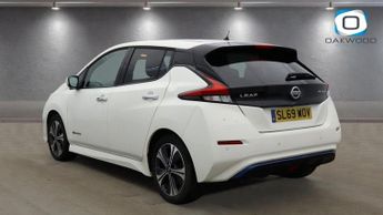 NISSAN LEAF 40kWh Tekna Hatchback 5dr Electric Auto (150 ps)