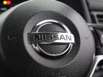 NISSAN LEAF 40kWh Tekna Hatchback 5dr Electric Auto (150 ps)