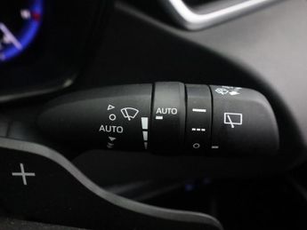 TOYOTA COROLLA 2.0 VVT-h GPF Design Touring Sports 5dr Petrol Hybrid CVT Euro 6