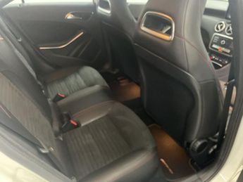 MERCEDES-BENZ A-CLASS 1.6 A160 AMG Line Hatchback 5dr Petrol Manual Euro 6 (s/s) (102 