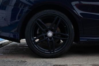 MERCEDES-BENZ CLA 2.1 CLA200d AMG Line Shooting Brake 5dr Diesel 7G-DCT Euro 6 (s/