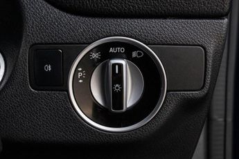 MERCEDES-BENZ CLA 2.1 CLA200d AMG Line Shooting Brake 5dr Diesel 7G-DCT Euro 6 (s/