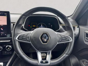 RENAULT ARKANA 1.6 E-TECH E-Tech engineered SUV 5dr Petrol Hybrid Auto 2WD Euro