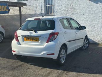 TOYOTA YARIS 1.33 Dual VVT-i TR Hatchback 5dr Petrol Multidrive S Euro 5 (101