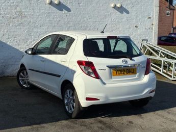 TOYOTA YARIS 1.33 Dual VVT-i TR Hatchback 5dr Petrol Multidrive S Euro 5 (101