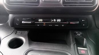 PEUGEOT e-Rifter 50kWh GT Long MPV 5dr Electric Auto (7.4kW Charger) (136 ps).*7 