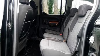 PEUGEOT e-Rifter 50kWh GT Long MPV 5dr Electric Auto (7.4kW Charger) (136 ps).*7 