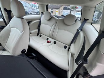 MINI HATCH 1.6 Cooper Hatchback 3dr Petrol Steptronic Euro 5 (122 ps)