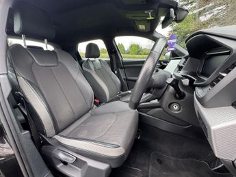 AUDI A1 1.0 TFSI 30 S line Sportback 5dr Petrol S Tronic Euro 6 (s/s) (1